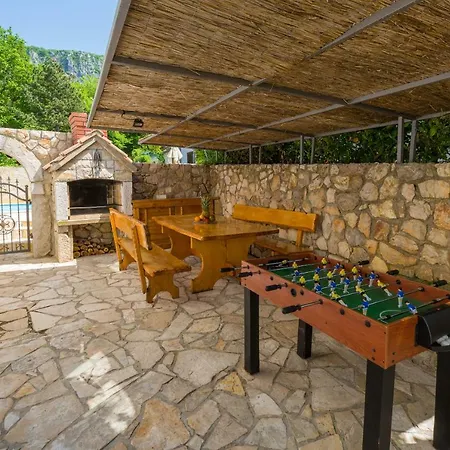 Linda * Grižane